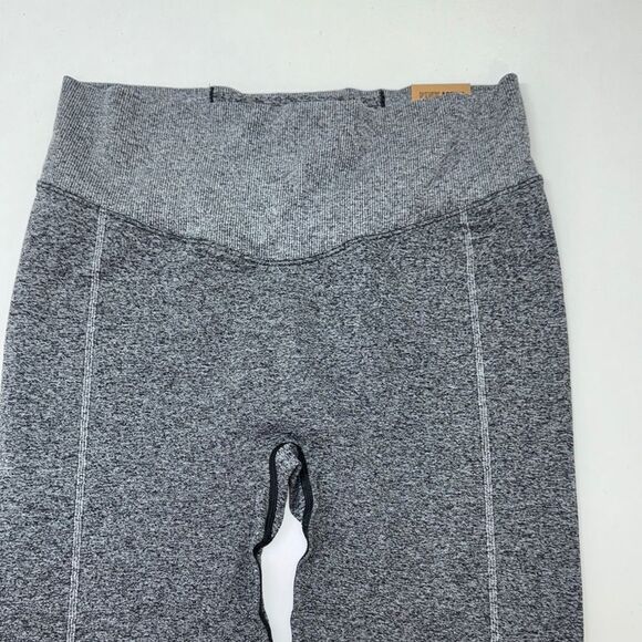 🔥PINK Victoria's Secret Gray Leggings HIGH WAIST
FULL LENGTH LEGGING Sz XL New - Picture 3 of 8